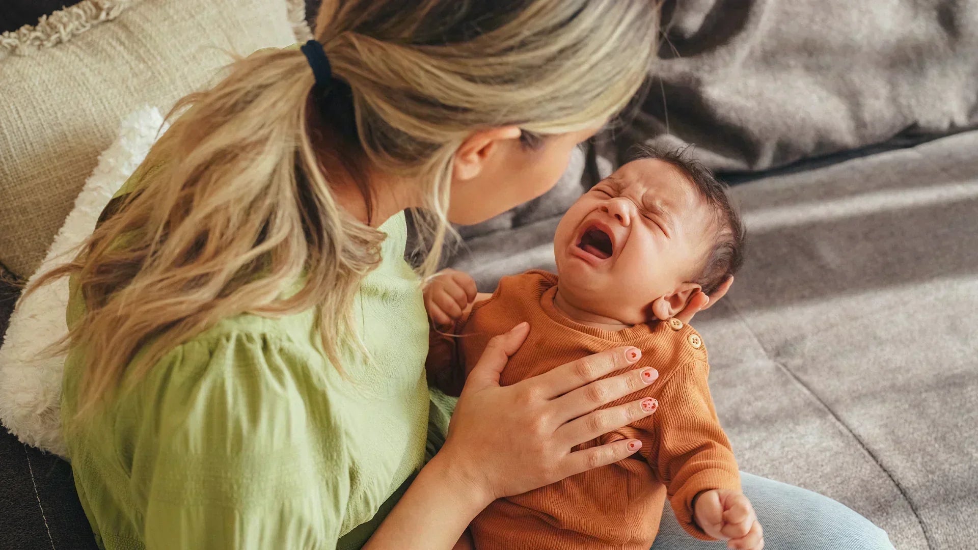 Baby cry meaning – what different cries tell you